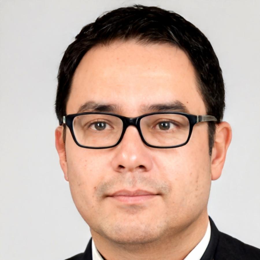 Portrait of Lachlan Eriksson, course graduate