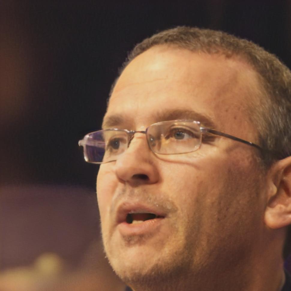 Portrait of Niels Kozlov, course graduate