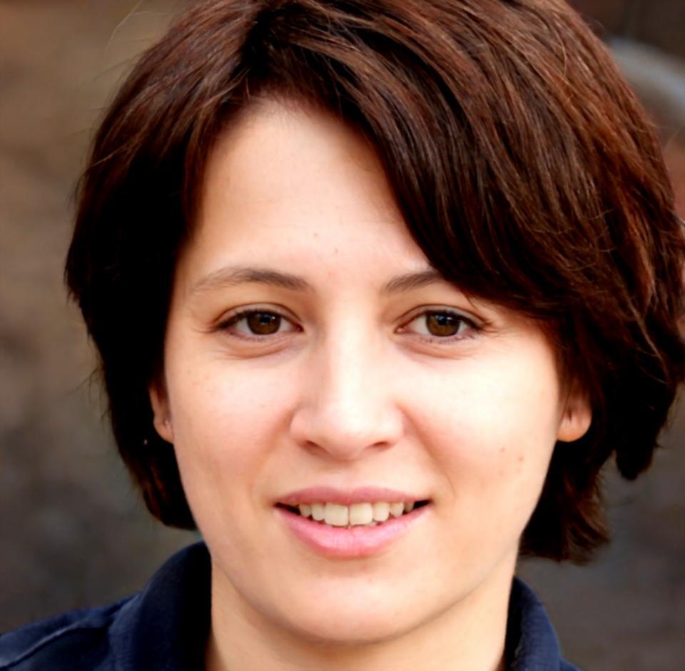 Portrait of client testimonial author